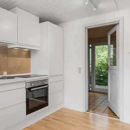 Skønt Hjem I Otterup Med Køkken Feriehus *