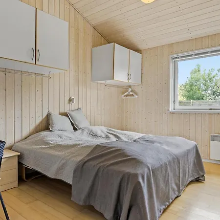 Skønt Hjem I Otterup Med Køkken